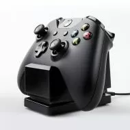 Зарядна станция PowerA за 1 Xbox One контролер + батерия с капацитет 1100 mAh