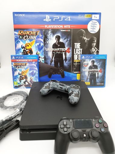 PlayStation 4 Slim 1 TB + Uncharted 4: A Thief's End, Ratchet & Clank и камуфлажен скин