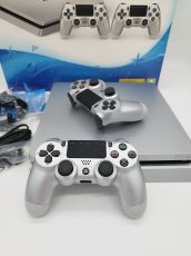 PlayStation 4 Slim 500GB Silver + допълнителен Dualshock 4 Silver контролер