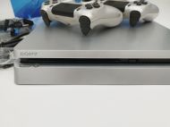 PlayStation 4 Slim 500GB Silver + допълнителен Dualshock 4 Silver контролер
