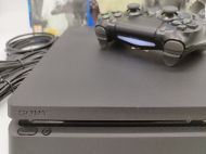 PlayStation 4 Slim 1TB + игра The Last Guardian